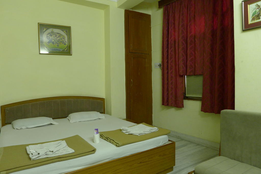 Kiran Palace Hotel Udaipur Esterno foto